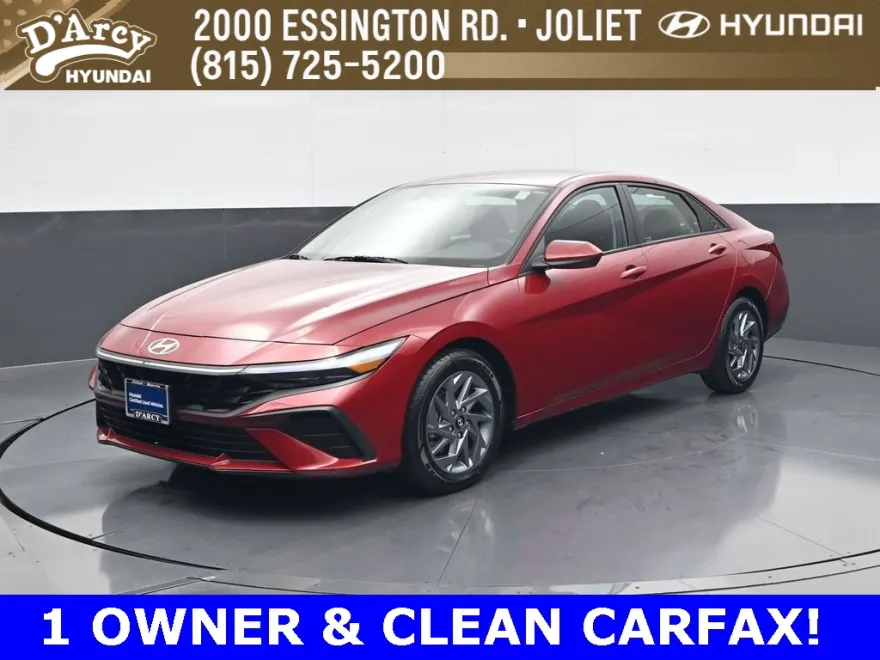 2024 Hyundai Elantra SEL photo 1