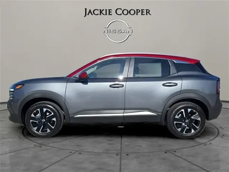 2025 Nissan Kicks SV photo 1