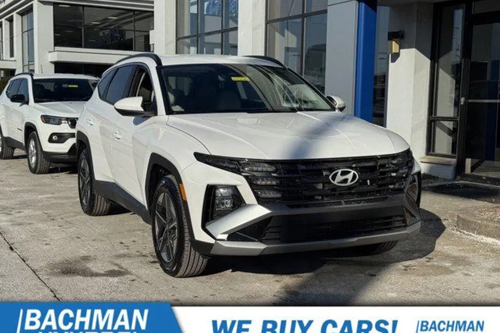 2025 Hyundai Tucson SEL photo 1