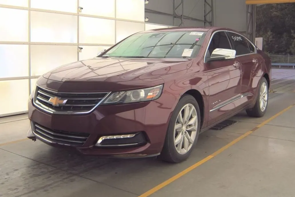 2016 Chevrolet Impala LTZ photo 1