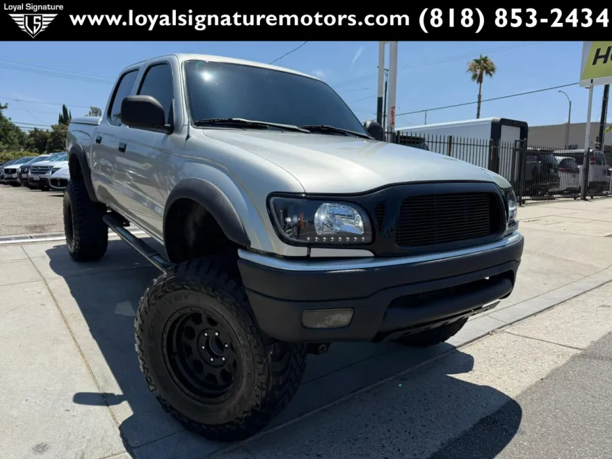 2001 Toyota Tacoma PreRunner photo 1
