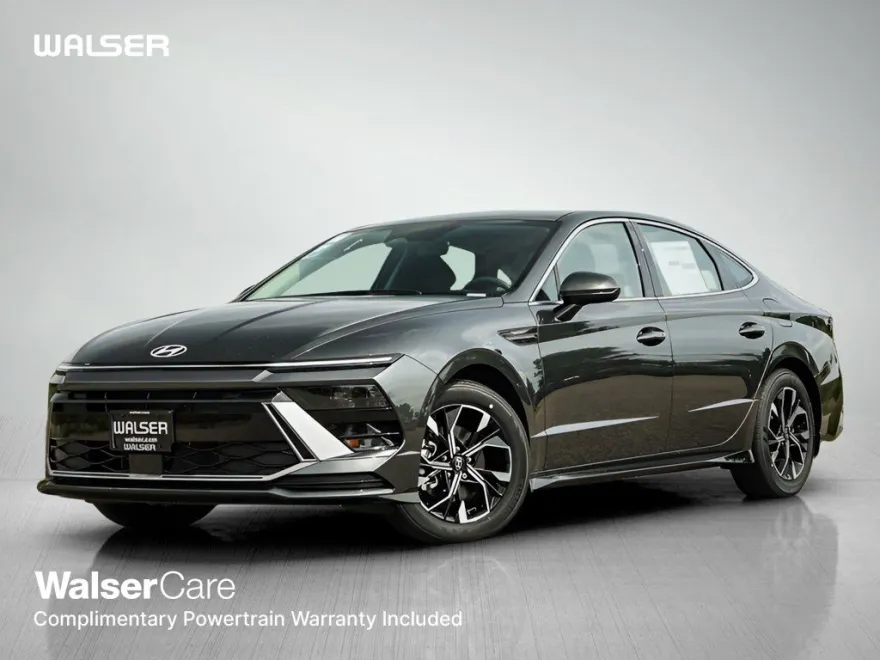 2025 Hyundai Sonata SEL photo 1