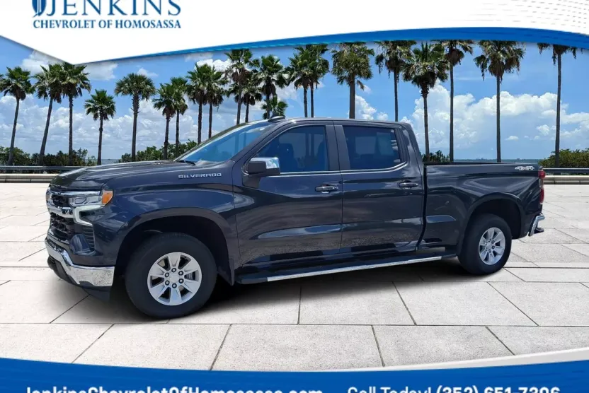 2024 Chevrolet Silverado 1500 LT photo 1