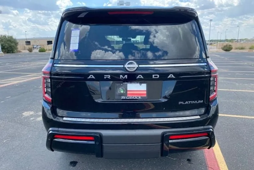 2025 Nissan Armada Platinum photo 1