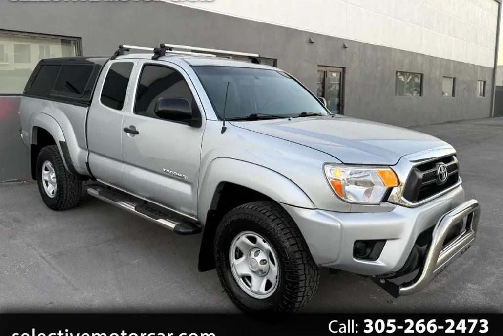 2013 Toyota Tacoma Access Cab PreRunner photo 1