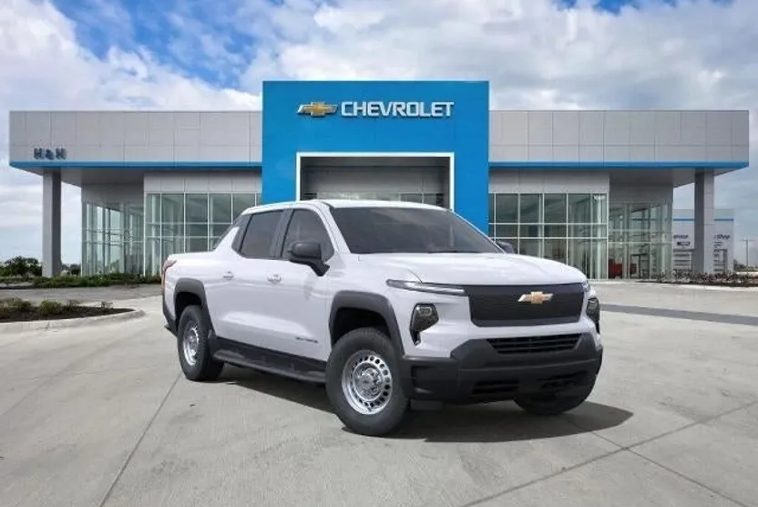 2025 Chevrolet Silverado EV Work Truck photo 1