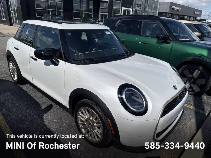 2025 Mini Cooper 4 Door Hardtop S photo 1