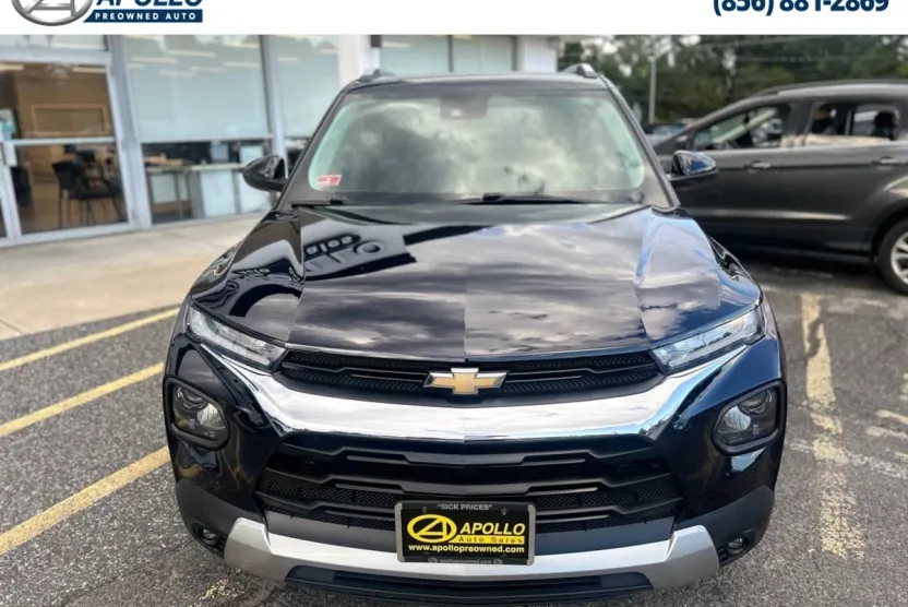 2021 Chevrolet Trailblazer LT photo 1