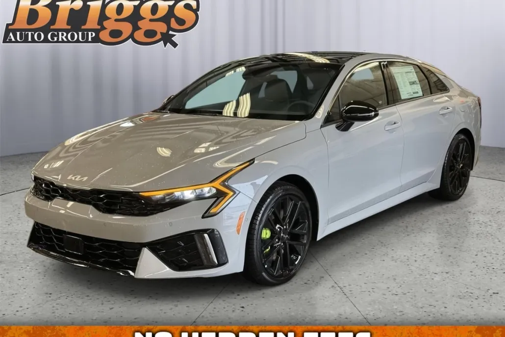 2026 Kia K5 GT photo 1