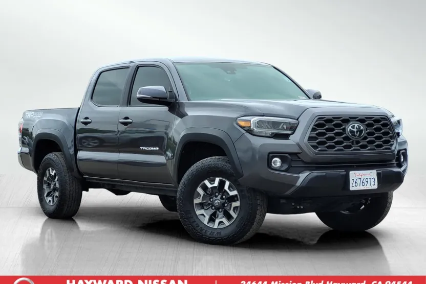 2023 Toyota Tacoma TRD Off-Road photo 1