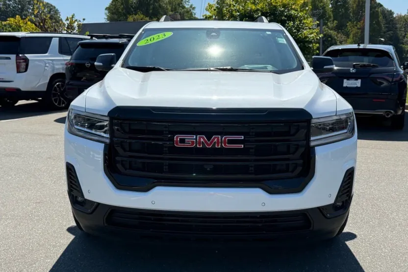 2023 Gmc Acadia SLT Elevation photo 1