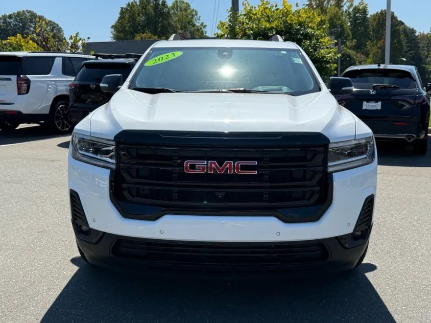 2023 Gmc Acadia SLT Elevation photo 1