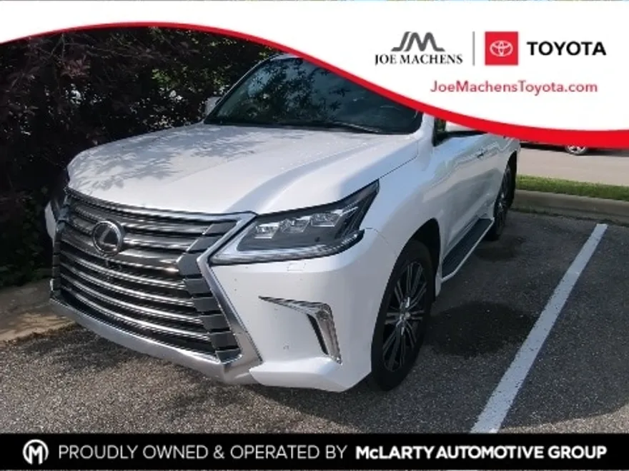 2021 Lexus LX 570 photo 1