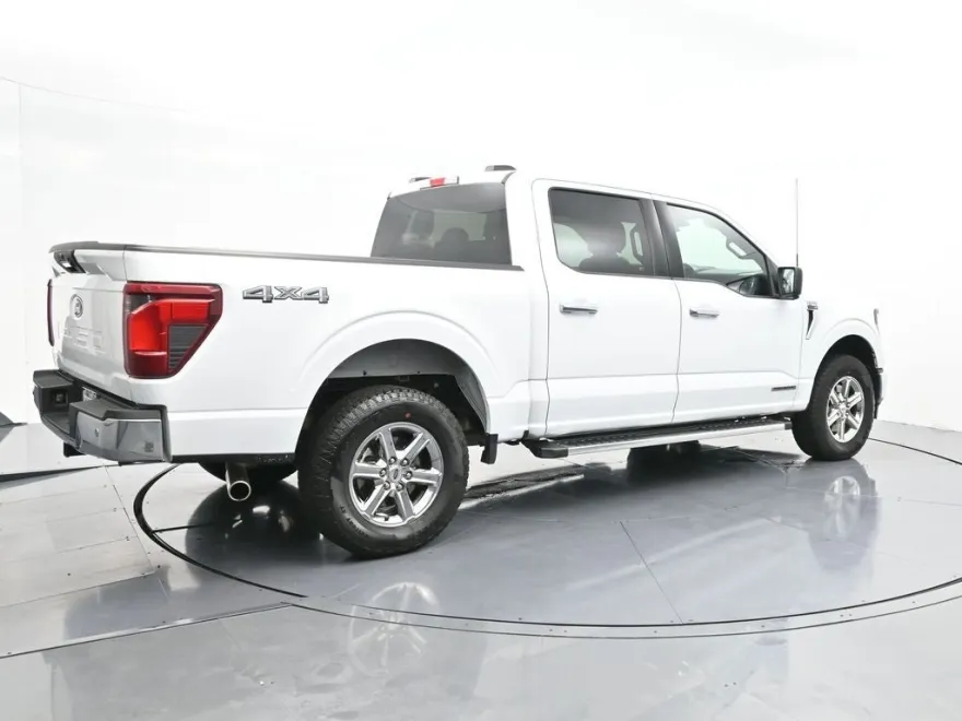 2024 Ford F-150 XLT photo 1