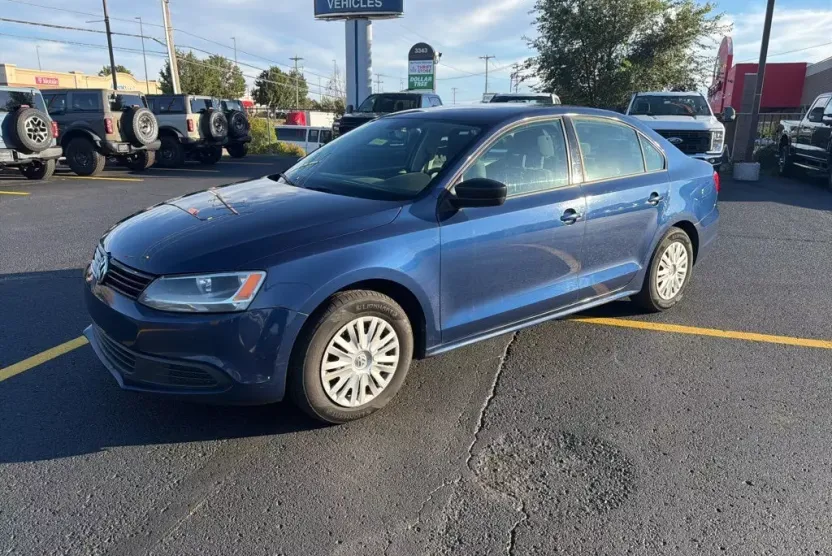 2014 Volkswagen Jetta 2.0 S photo 1