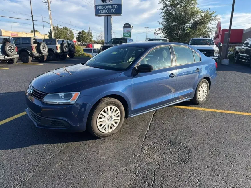 2014 Volkswagen Jetta 2.0 S photo 1