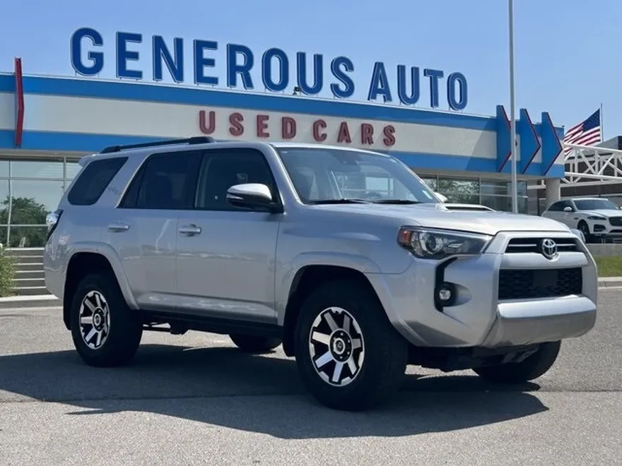 2023 Toyota 4Runner TRD Off-Road Premium photo 1