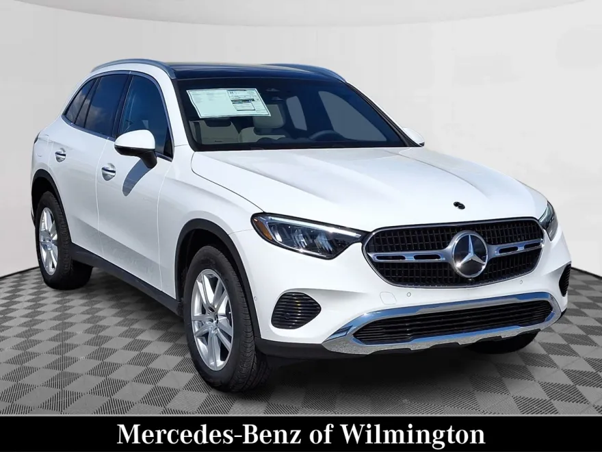2025 Mercedes Benz GLC 300 4MATIC photo 1