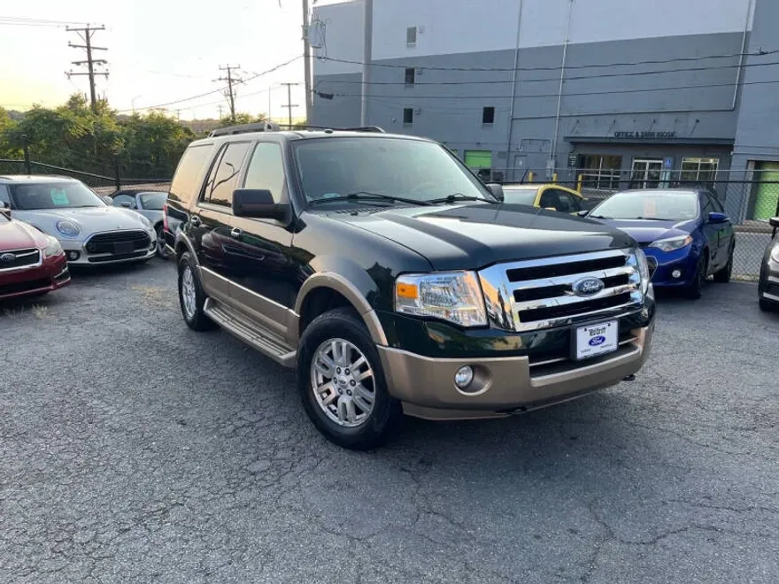 2014 Ford Expedition XLT photo 1