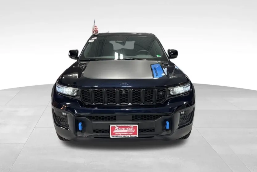 2024 Jeep Grand Cherokee Trailhawk 4xe photo 1