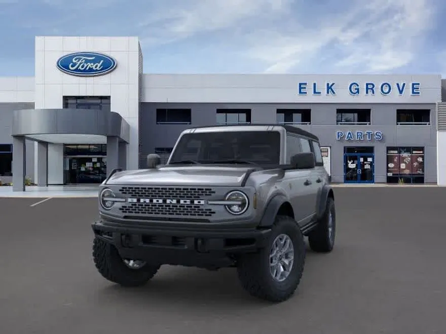 2024 Ford Bronco Badlands photo 1