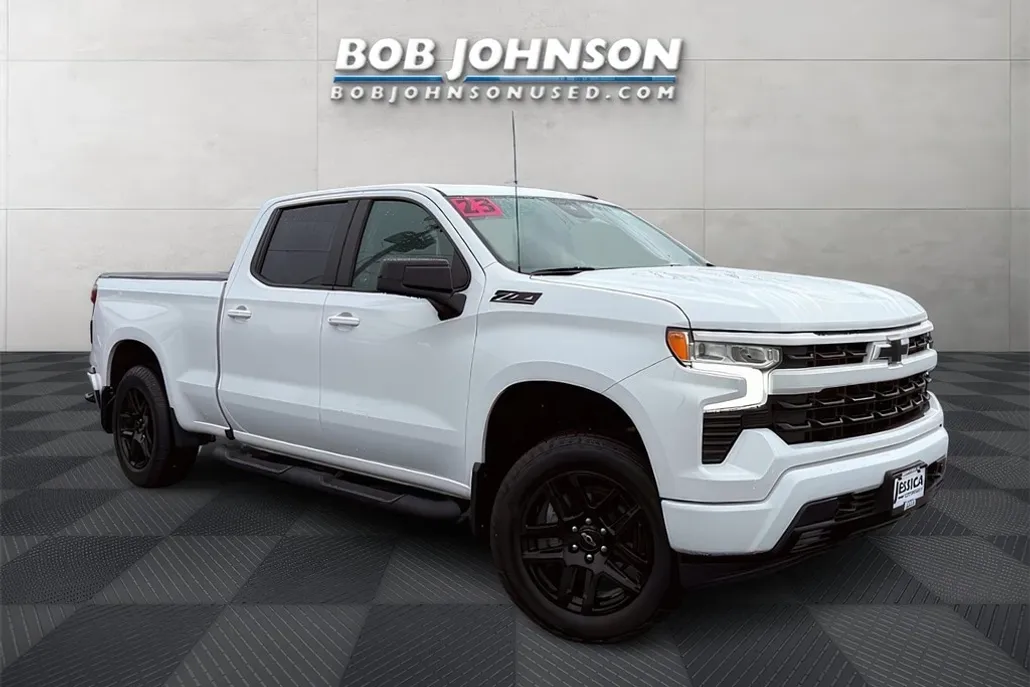 2023 Chevrolet Silverado 1500 RST photo 1