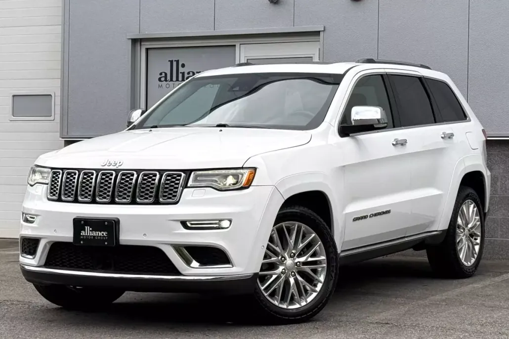 2018 Jeep Grand Cherokee Summit Sport photo 1