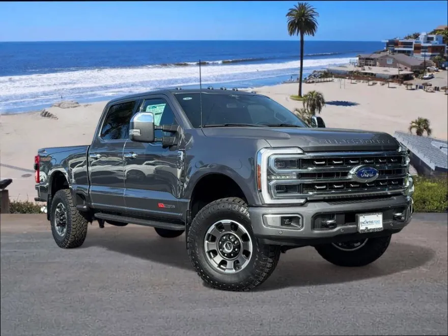 2024 Ford F-250 Platinum photo 1