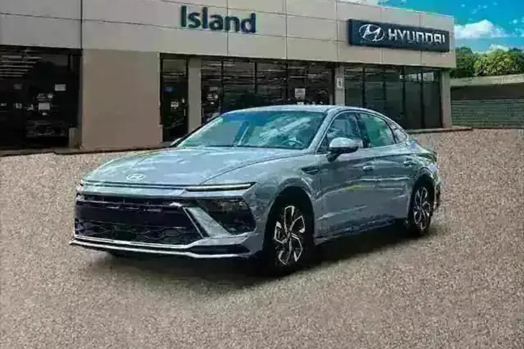 2024 Hyundai Sonata SEL photo 1