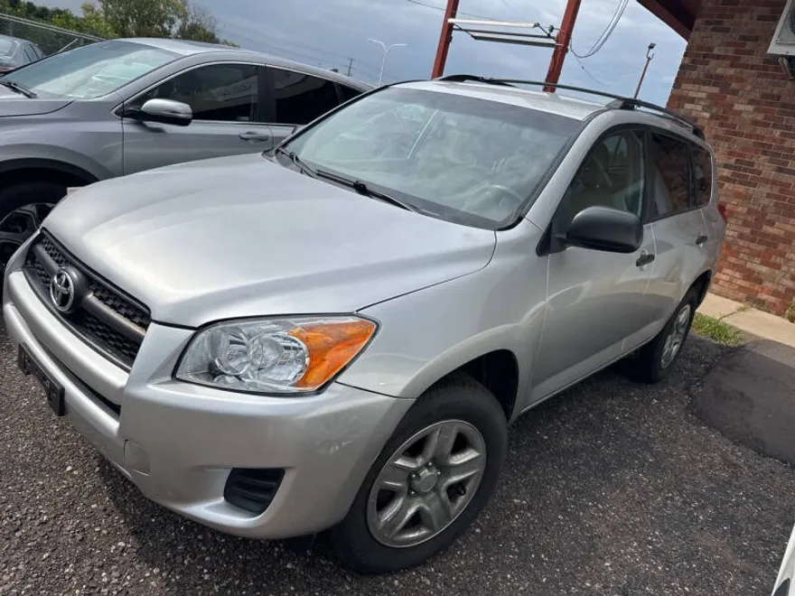 2011 Toyota RAV4 Base photo 1