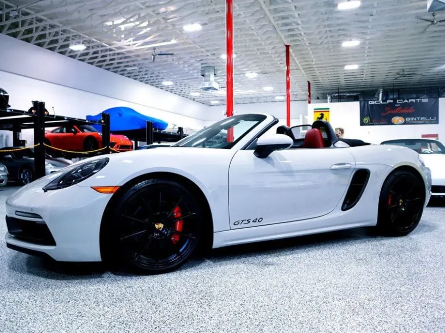 2024 Porsche Boxster photo 1