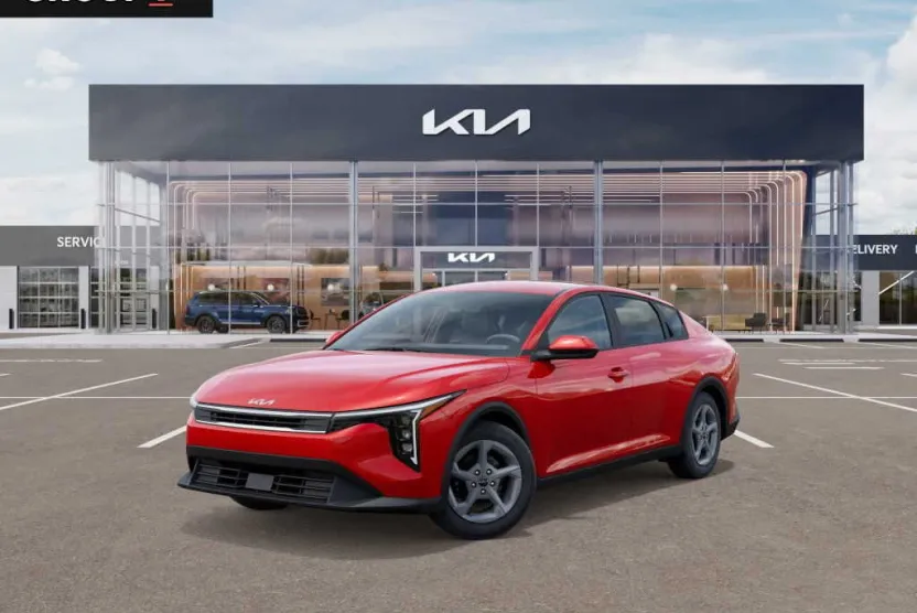2025 Kia K4 LXS photo 1