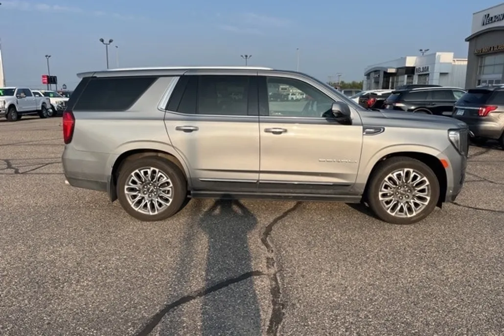 2023 Gmc Yukon Denali Ultimate photo 1