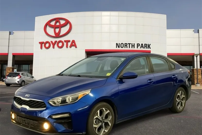 2020 Kia Forte LXS photo 1