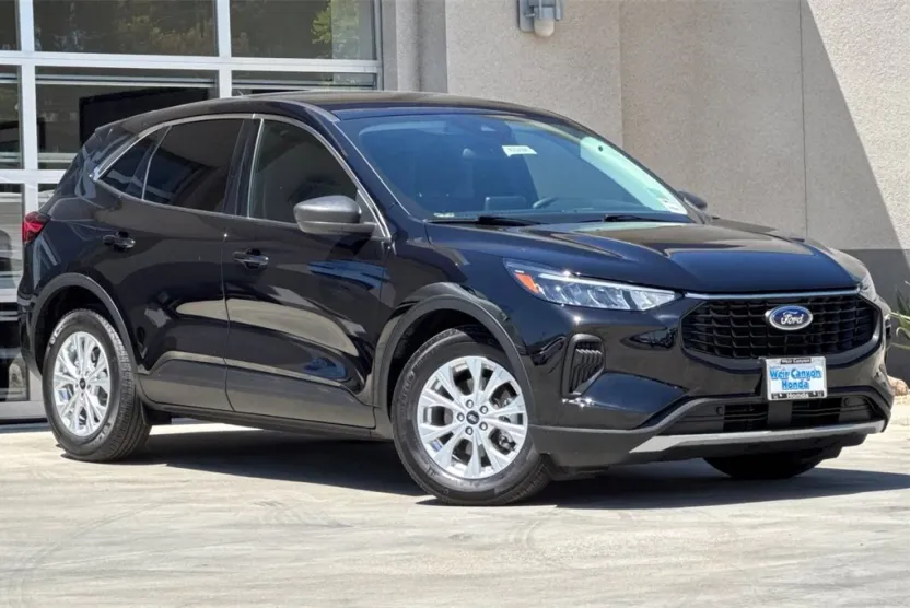 2023 Ford Escape Active photo 1