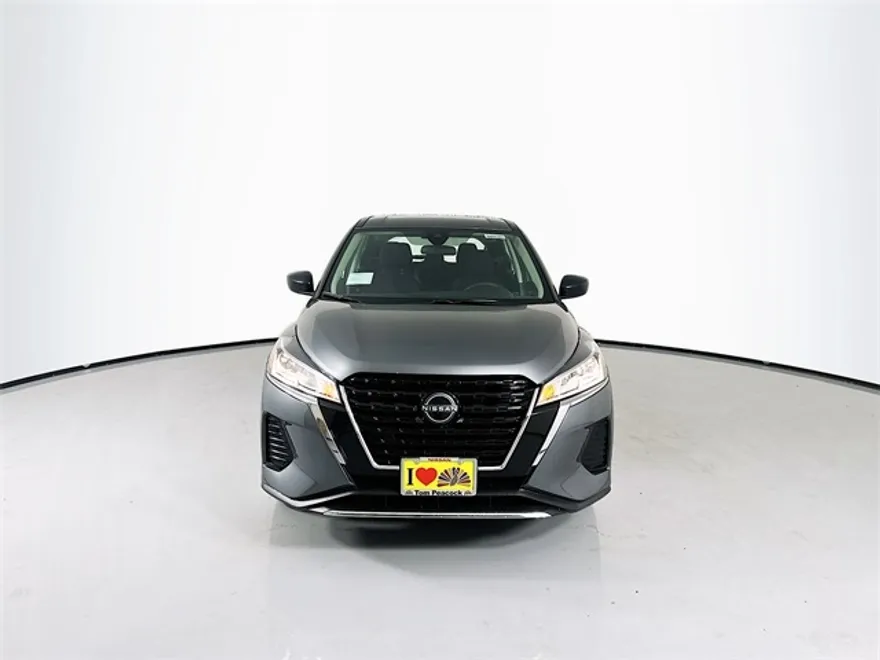 2024 Nissan Kicks S photo 1