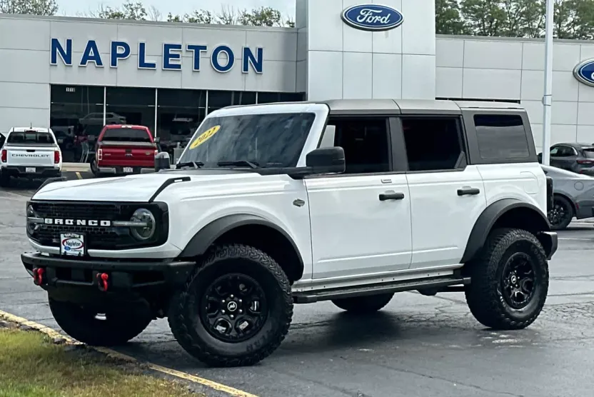 2022 Ford Bronco Wildtrak photo 1