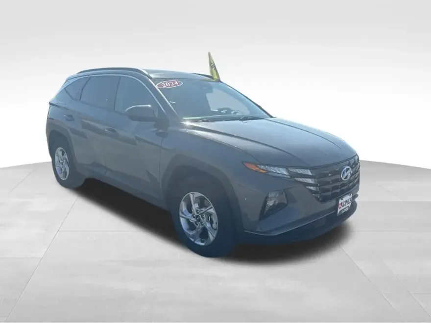 2024 Hyundai Tucson SEL photo 1
