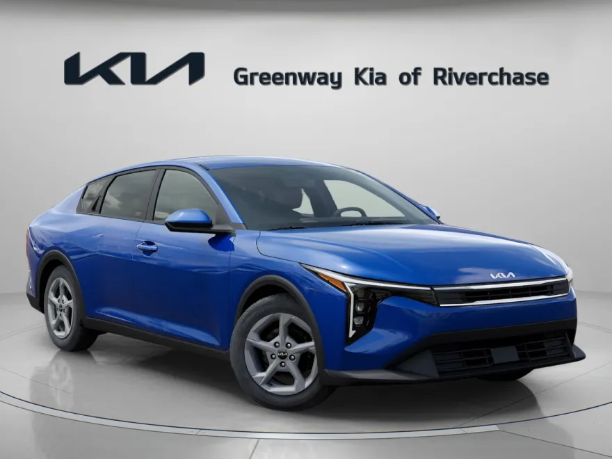 2025 Kia K4 LXS photo 1
