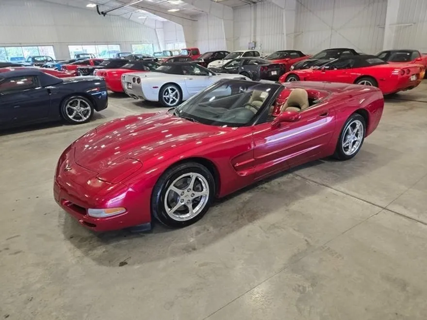 2002 Chevrolet Corvette photo 1