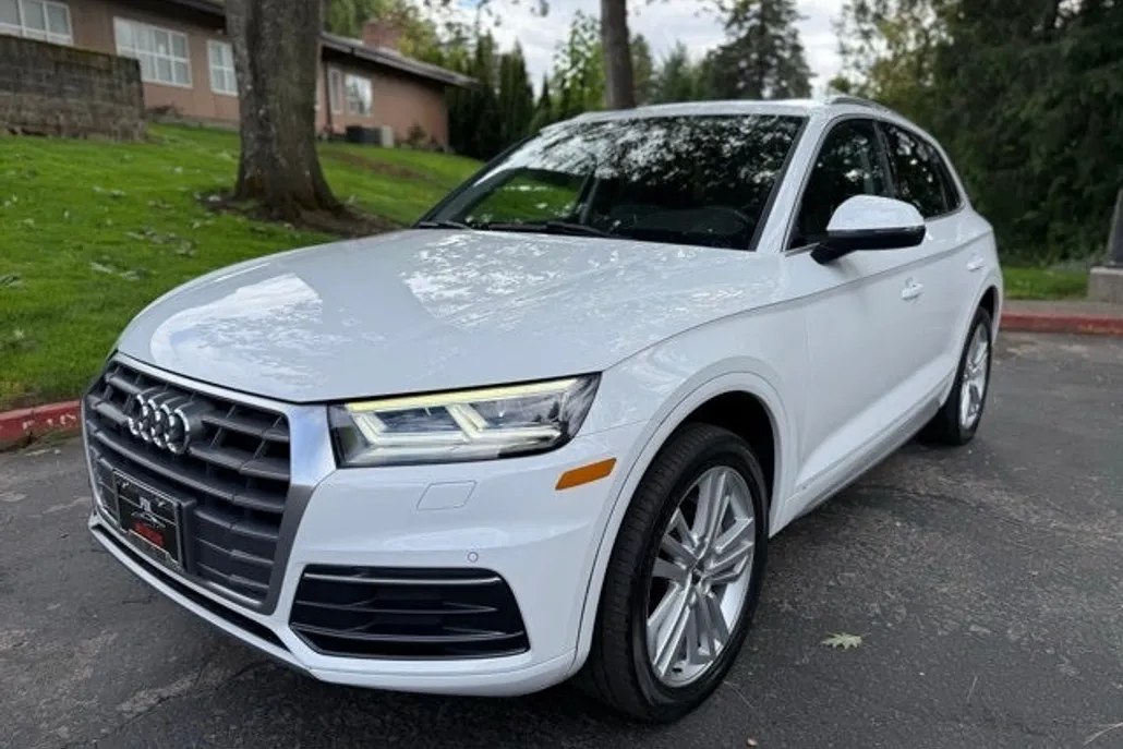 2018 Audi Q5 2.0T Premium Plus photo 1