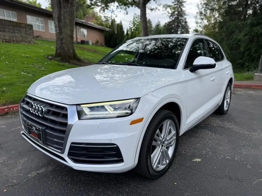 2018 Audi Q5 2.0T Premium Plus photo 1