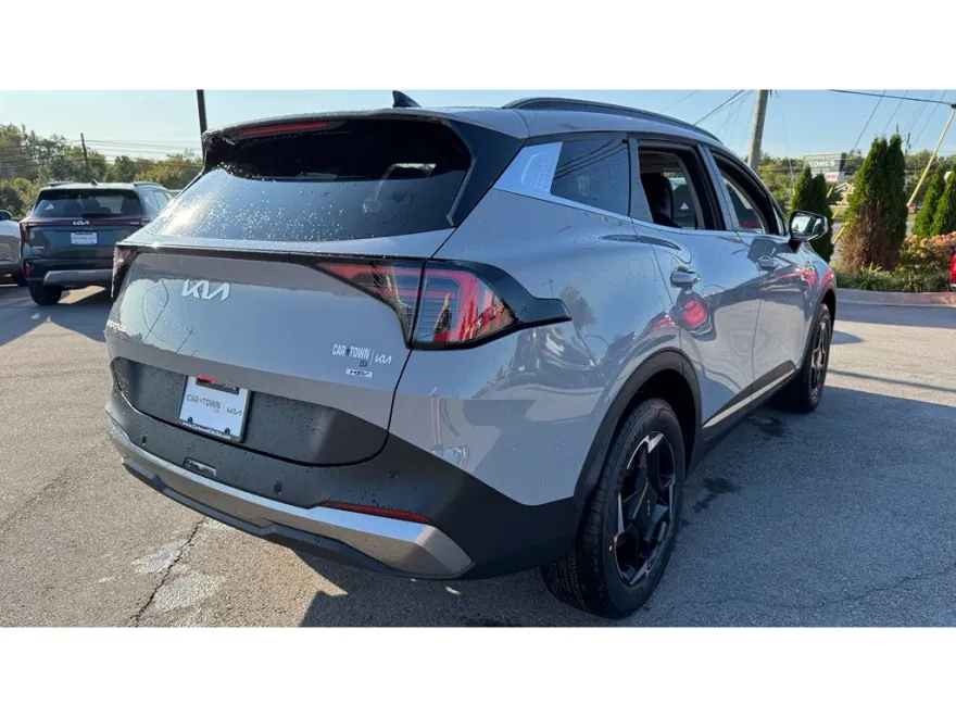 2026 Kia Sportage Hybrid EX photo 1