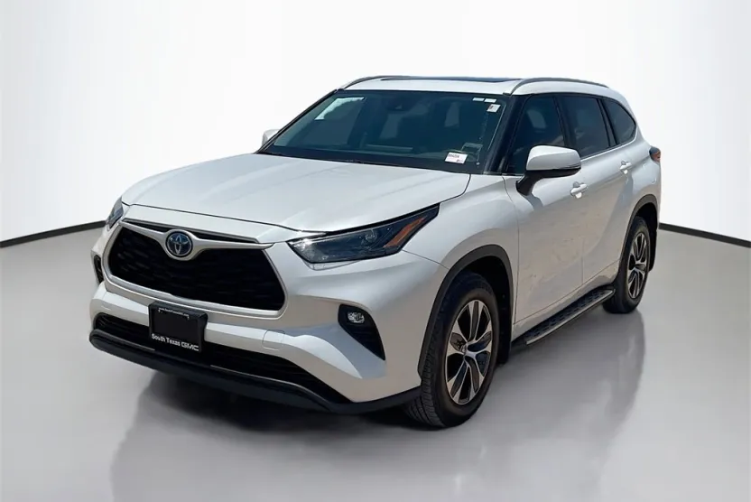 2023 Toyota Highlander Hybrid XLE photo 1