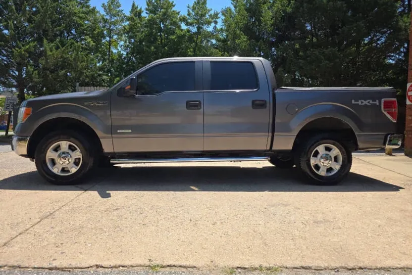 2014 Ford F-150 XLT photo 1