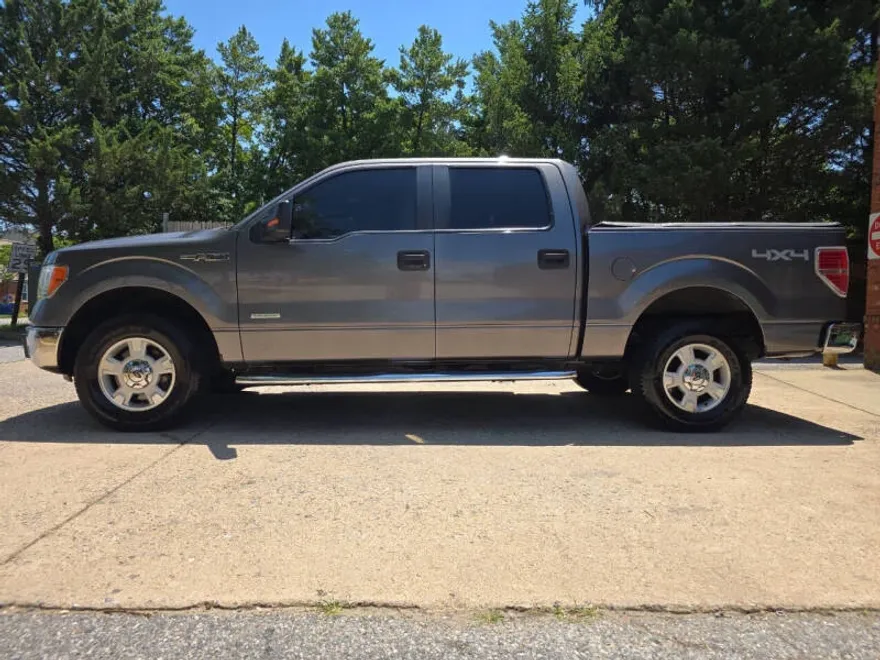 2014 Ford F-150 XLT photo 1
