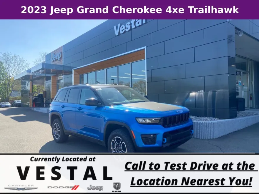 2023 Jeep Grand Cherokee Trailhawk 4xe photo 1
