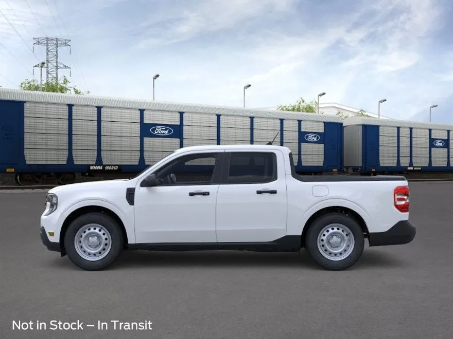 2025 Ford Maverick XL photo 1