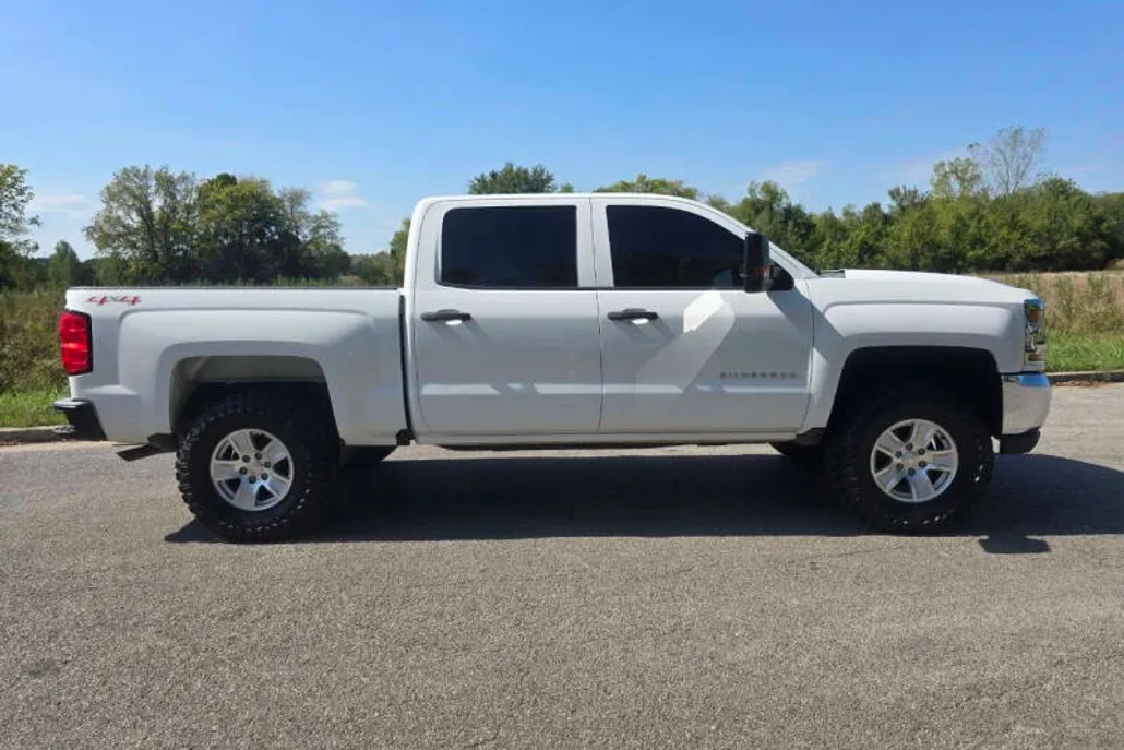 2017 Chevrolet Silverado 1500 Work Truck photo 1