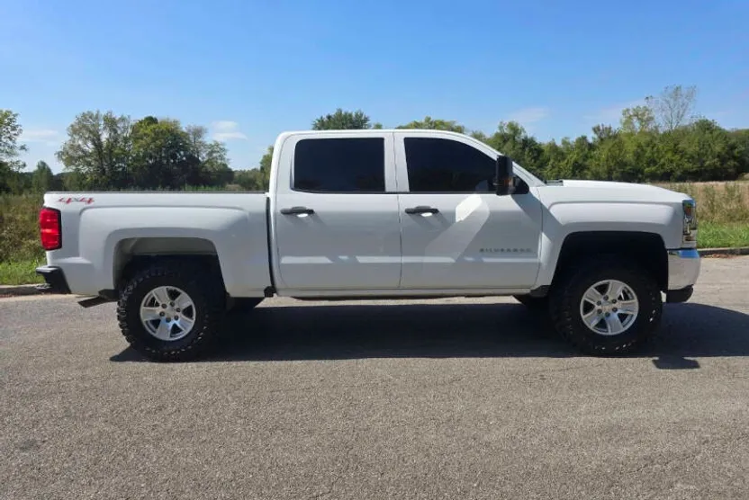 2017 Chevrolet Silverado 1500 Work Truck photo 1